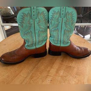 Women’s Justin Cowboy Boots Size 8